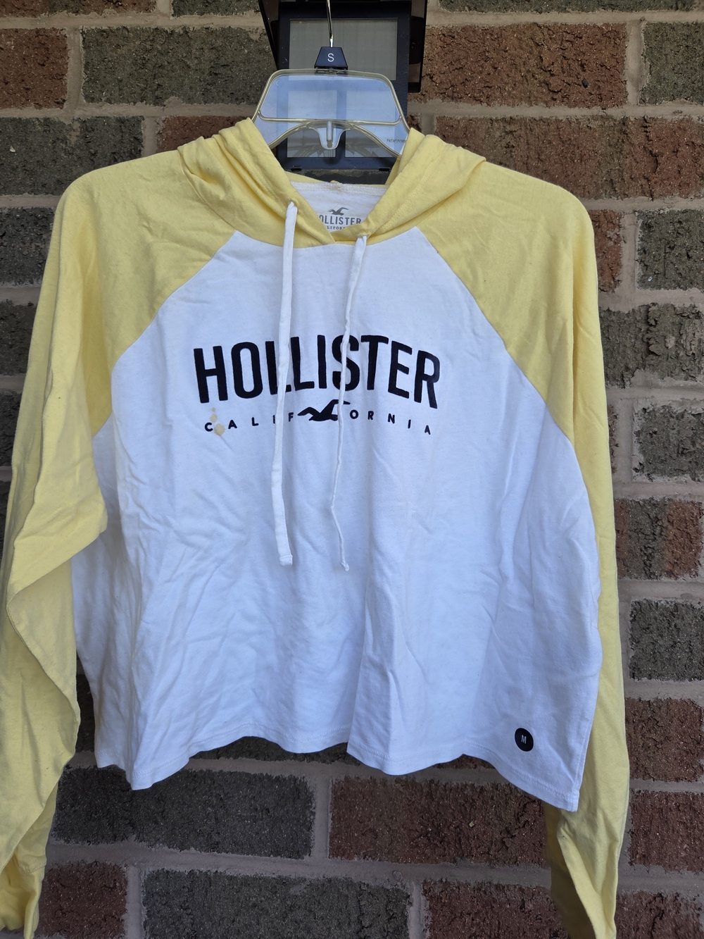 Hollister Yellow & White Hoodie Shirt